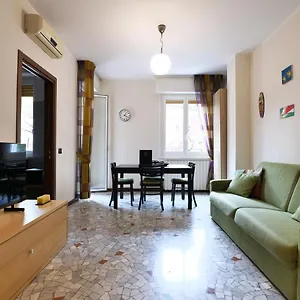 prestige-boutique-homes-central-station.it-lombardy.com/