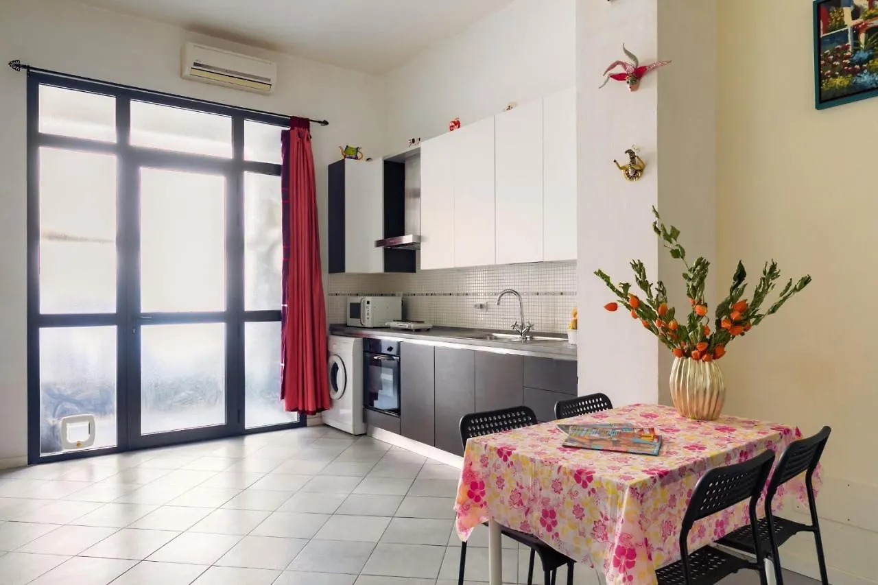 Essenza Holiday House - Florence - By Host4U 0*,  Italien